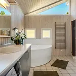 Eltje - 4km From The Sea By Interhome *