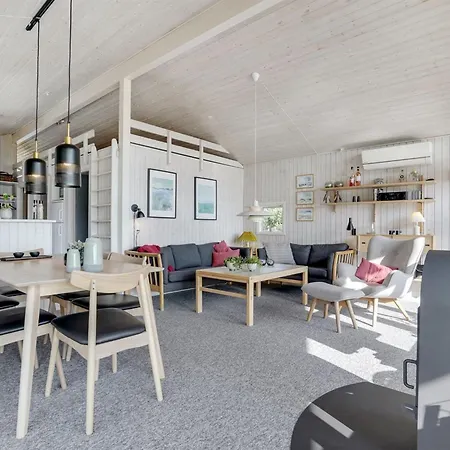 Ferienhaus Eltje - 4km From The Sea By Interhome Blåvand