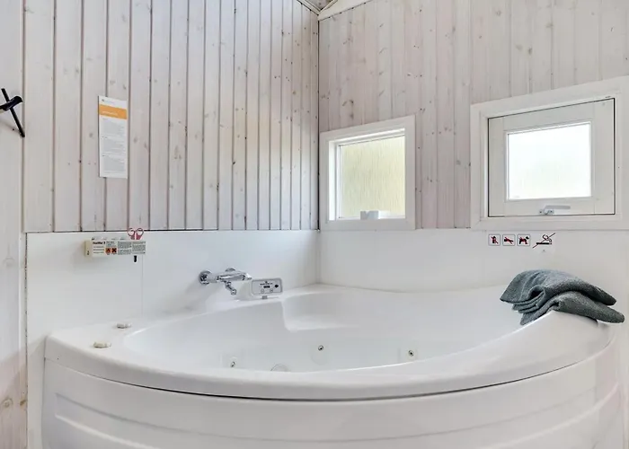 Eltje - 4km From The Sea By Interhome *